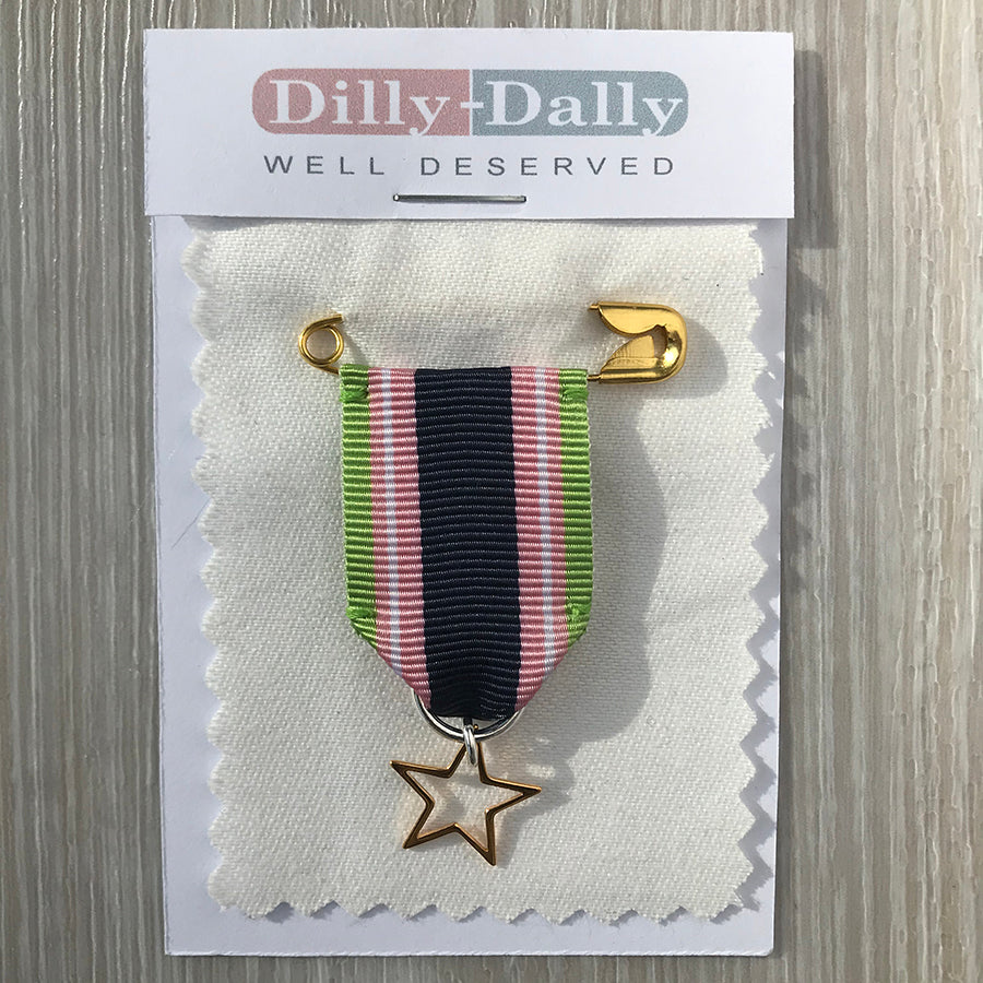 Medal 12