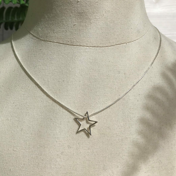 Betty Star Necklace